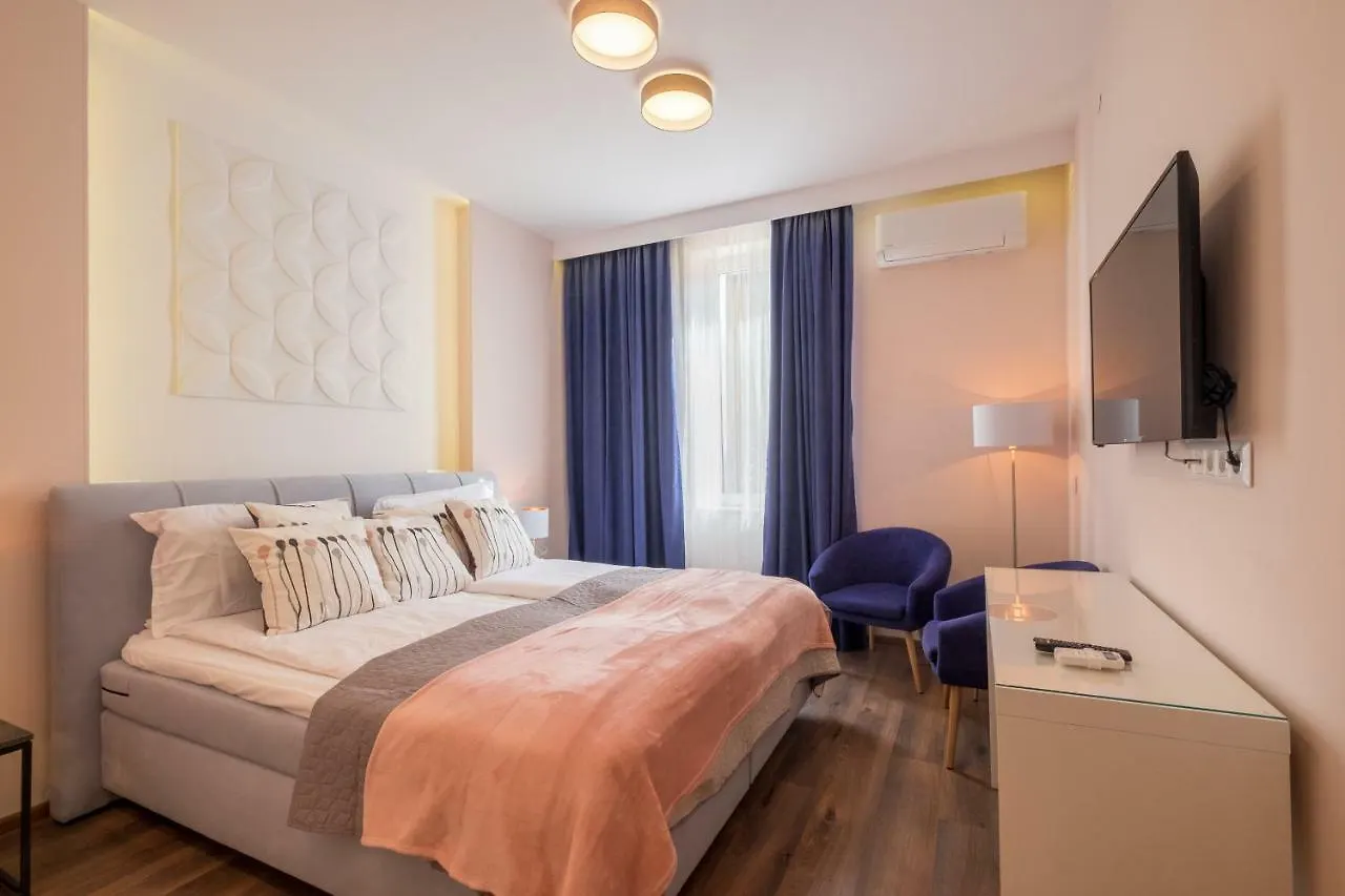 סופיה Cozy 3-Bedroom With Stylish Comfort And Chic Decor