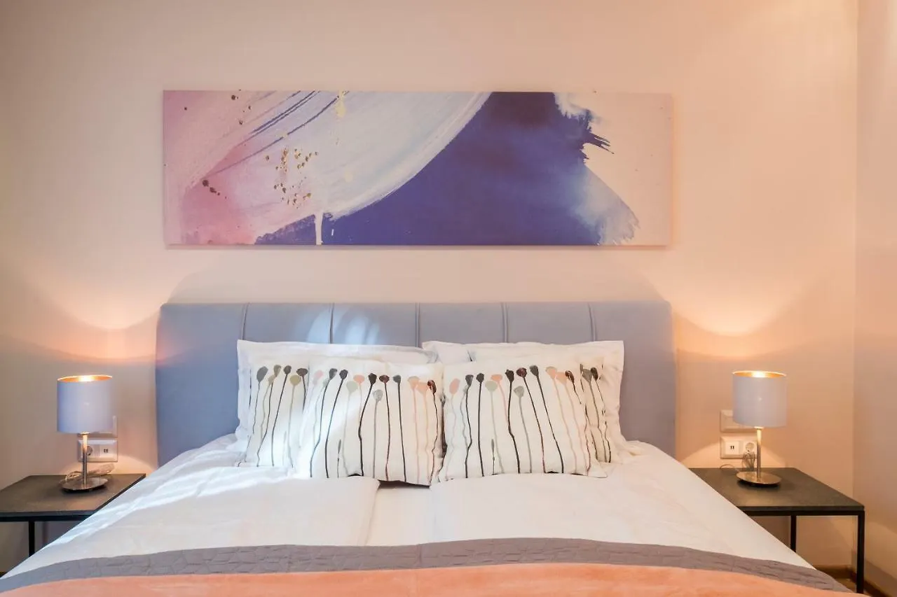 Cozy 3-Bedroom With Stylish Comfort And Chic Decor Sofía Apartamento