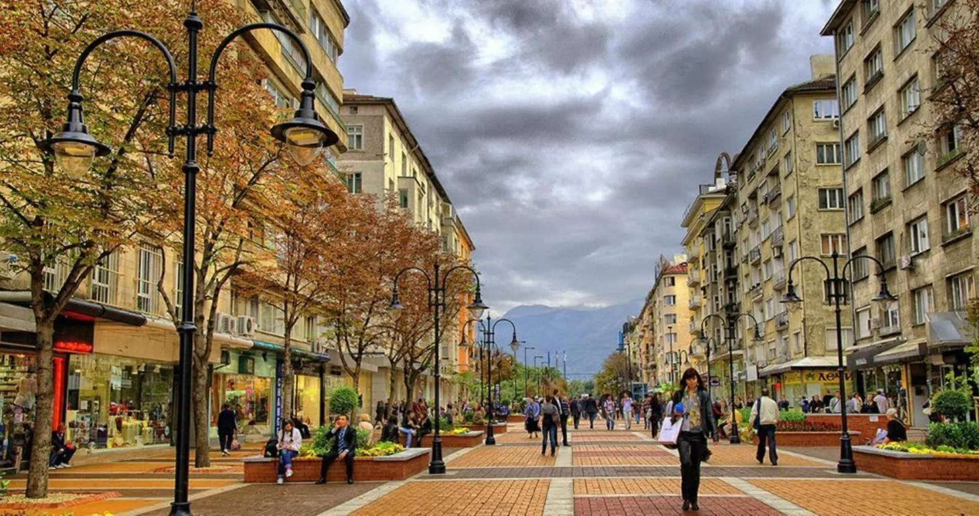 Apartment Cozy 3-Bedroom With Stylish Comfort And Chic Decor Sofia Bulgaria